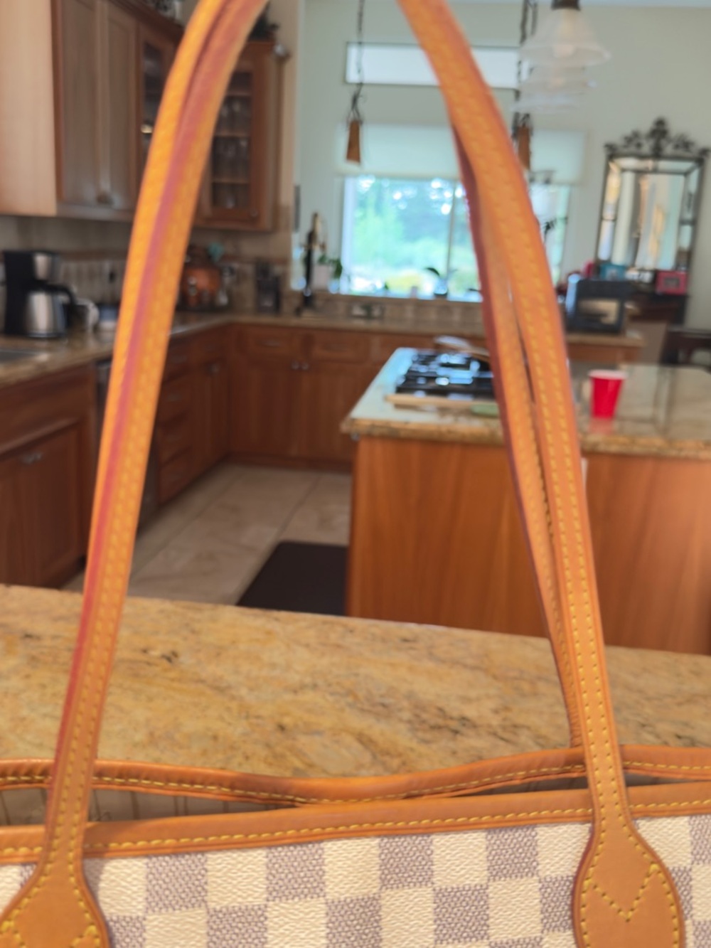 Louis Vuitton White Damier Azur Tote with Tan Trim - Picture 10 of 10